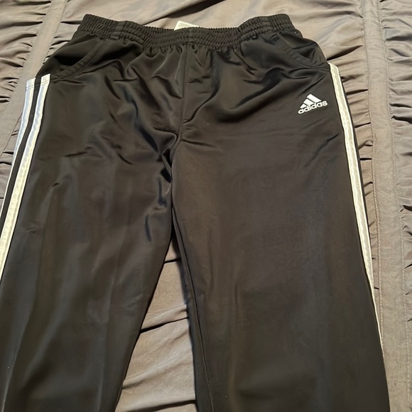 Adidas pants - Picture 1 of 3